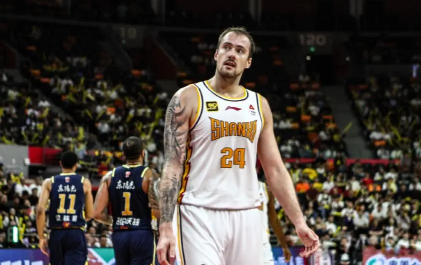 涵星配资 CBA最新消息！巴尔文或加盟广东宏远，林葳签约，琼斯重返吉林